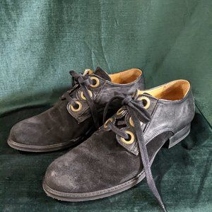 John Fluevog Biblio Florence Black Suede 8